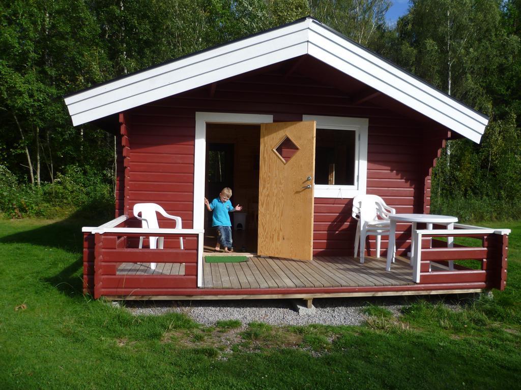 Готель Stensjoe Camping Vastra Stensjo Екстер'єр фото